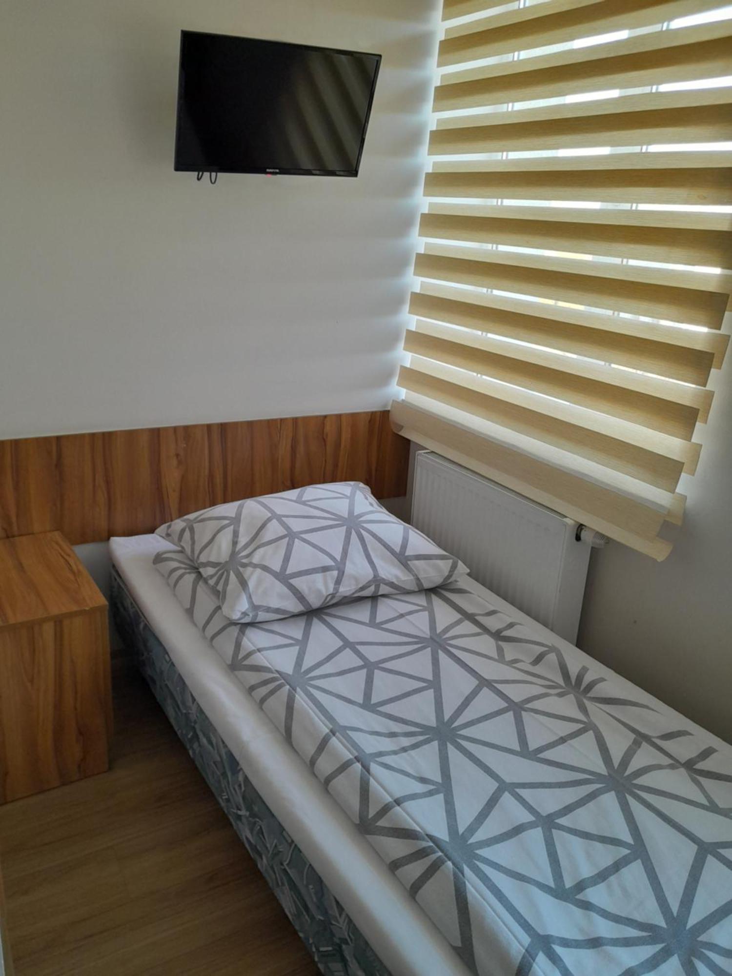 Hostel Polon Pułtusk Eksteriør billede